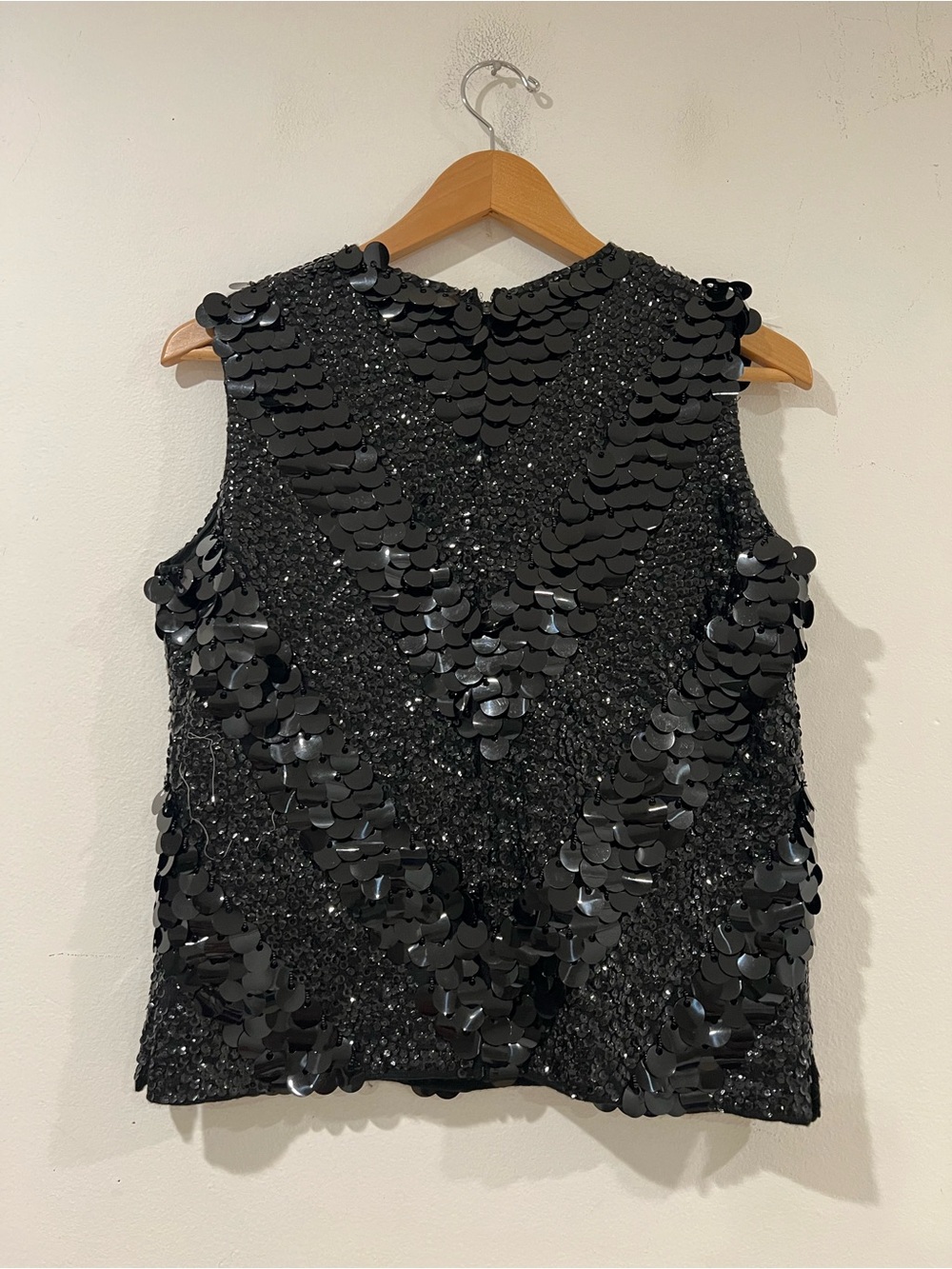 100 wool Black Sequin Sleeveless Evening Top M